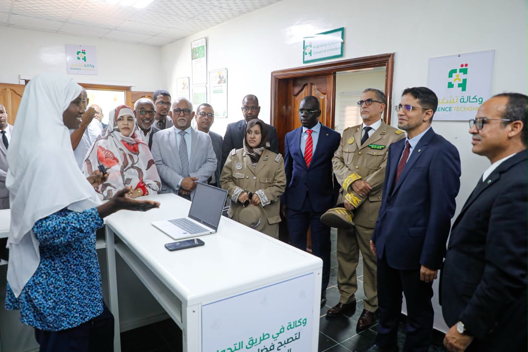 وزير تمكين الشباب يزور شباك التشغيل التابع للوكالة الوطنية للتشغيل بمقاطعة لكصر