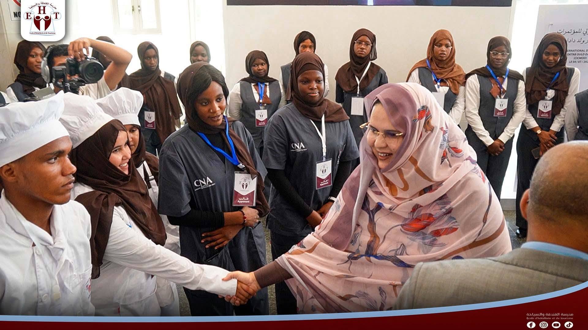 وزيرة التجارة: تخريج الدفعة الثانية من المدرسة الوطنية لمهن السياحة يجسد نجاح رهان الدولة على تأهيل الشباب