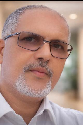 خبير في التكوين المهني: النجاح يتطلب التمسك بالمبادئ لا إرضاء الجميع