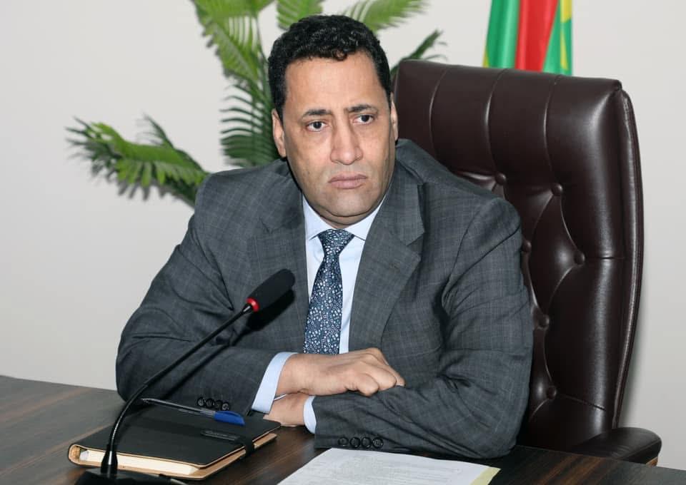 الوزير الأول يترأس اجتماعا للجنة متابعة عملية اكتتاب 3000 موظف وعامل متعاقد