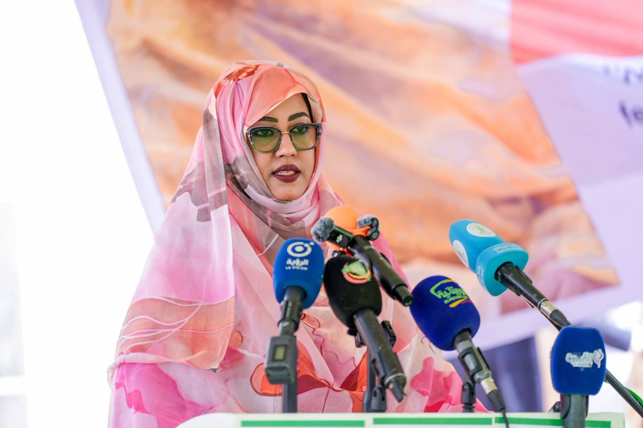 السيدة الأولى: تمكين المرأة أساس ازدهار المجتمع وتعزيز التنمية