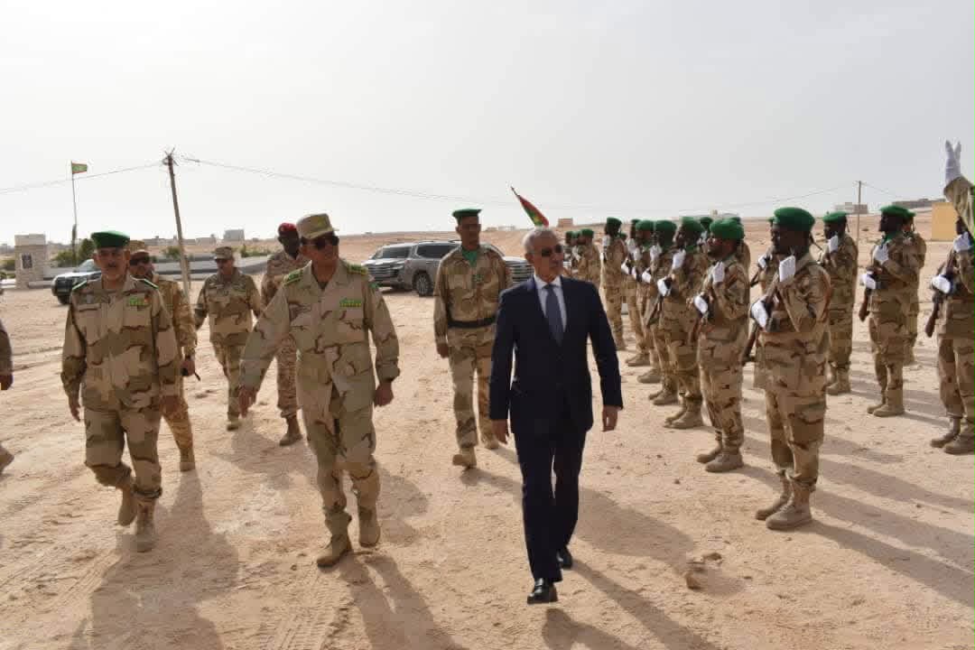 وزير الدفاع يتفقد جاهزية المنطقة العسكرية الأولى في نواذيبو